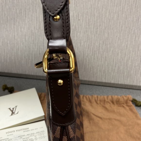 Authentic Louie Vuitton Thames GM Damier - Picture 5 of 16